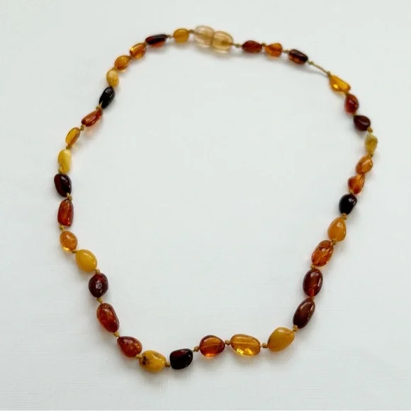Vintage Amber Necklace - Picture 5 of 7